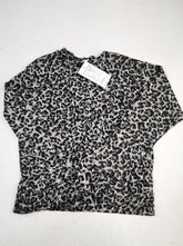 Buy online pre-used pre-loved 100% authentic & Original branded Zara (KWG-3680) available in Pakistan. Top international brands avilable.